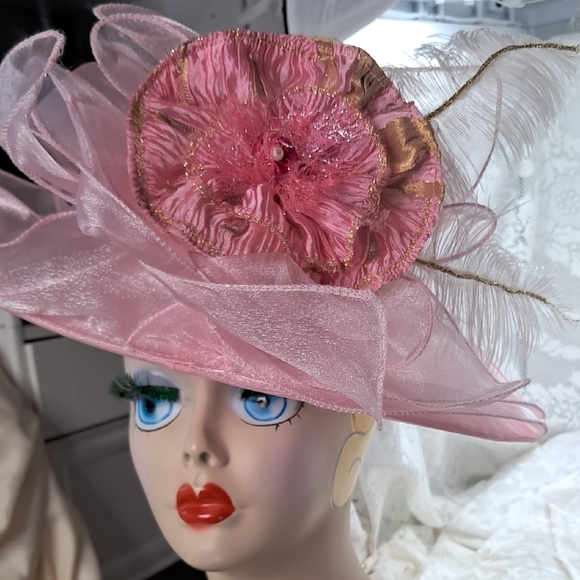 Chic Pink Floral Women\'s Hat DERBY WEDDING CHURCH HAT